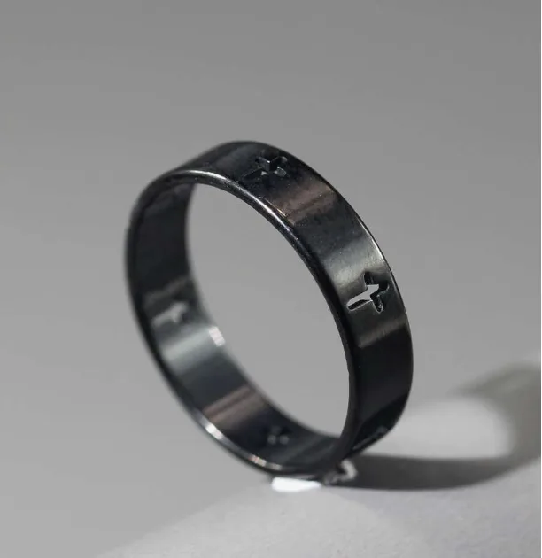 Cross Cut-Out Band — Black